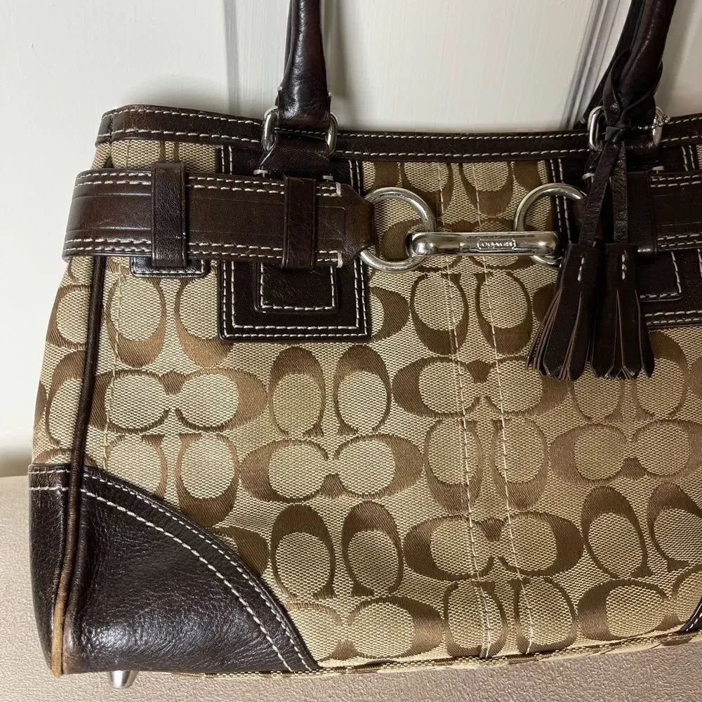 Coach Handbag purse - Picture 6 of 10